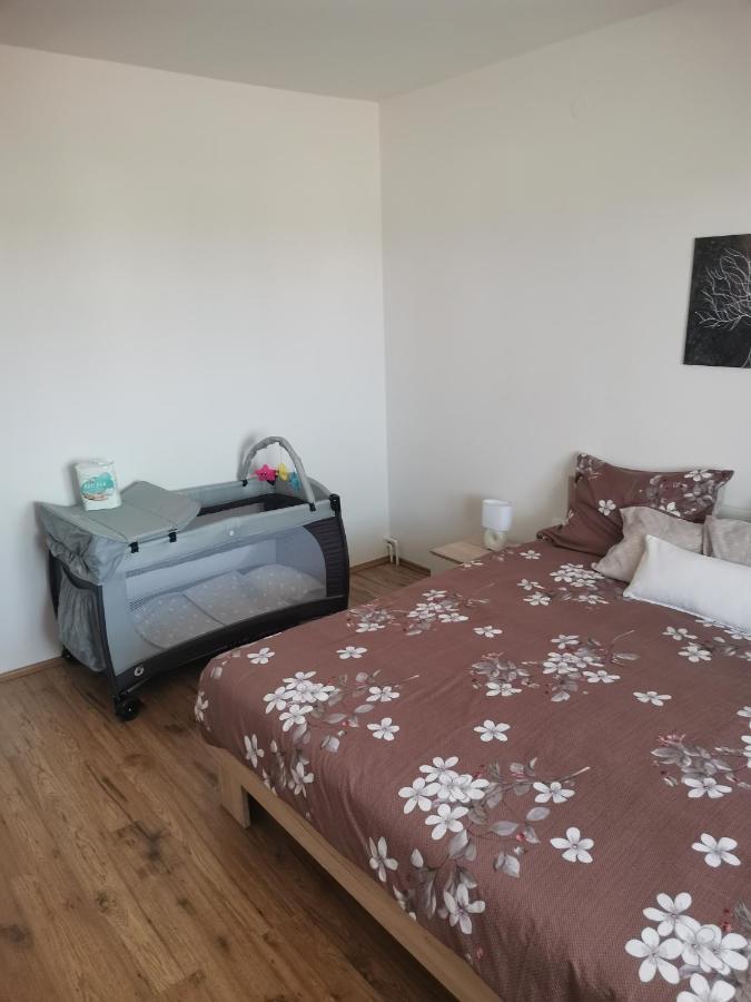 Apartman Varea Лижнян Экстерьер фото